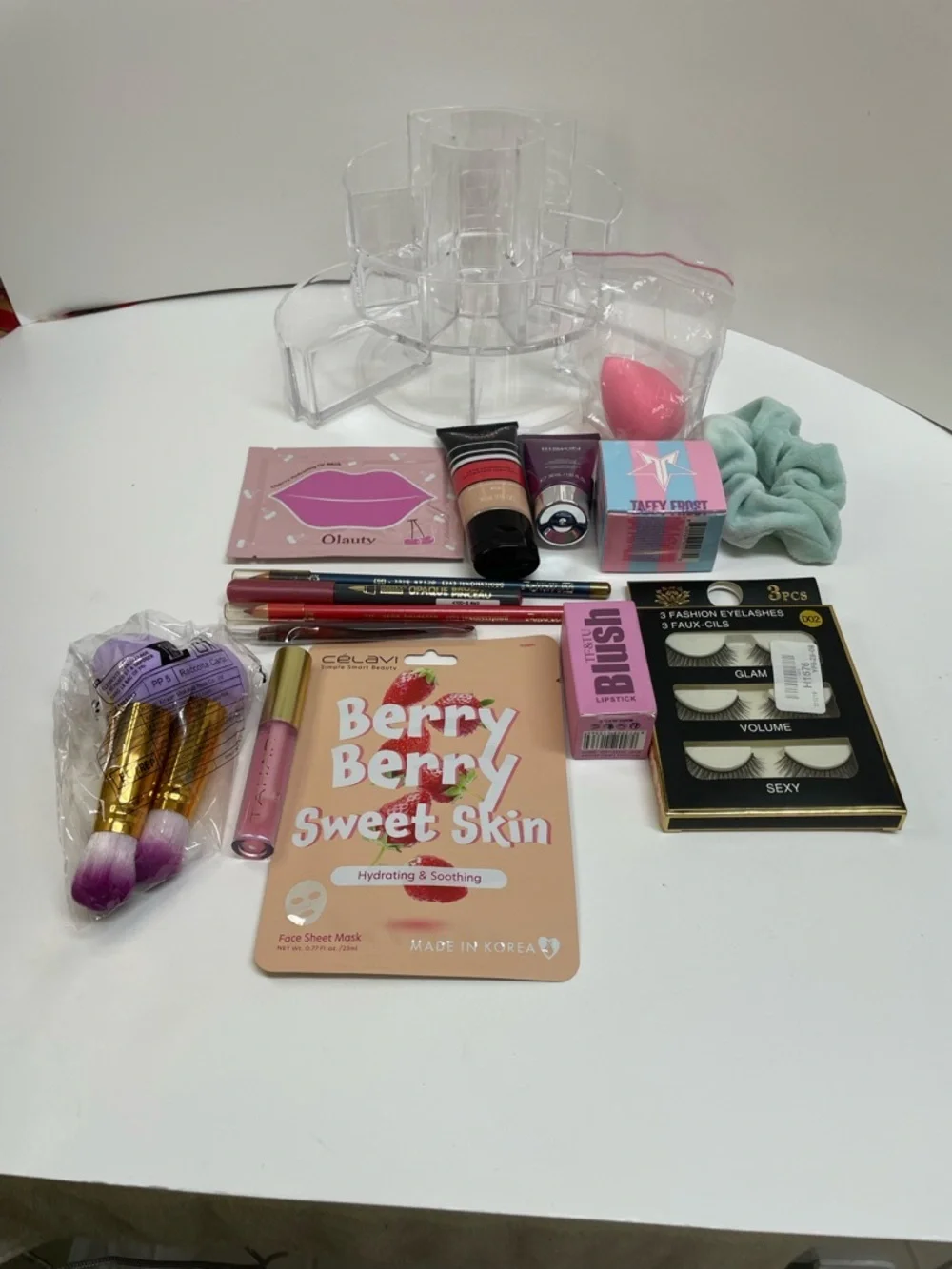 Makeup Organizer With Beauty Bundle